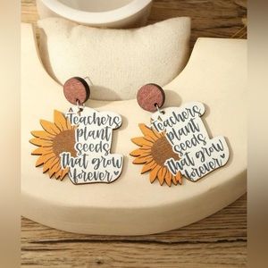 Sunflower Decor Letter Graphic Dangle Earrings G4